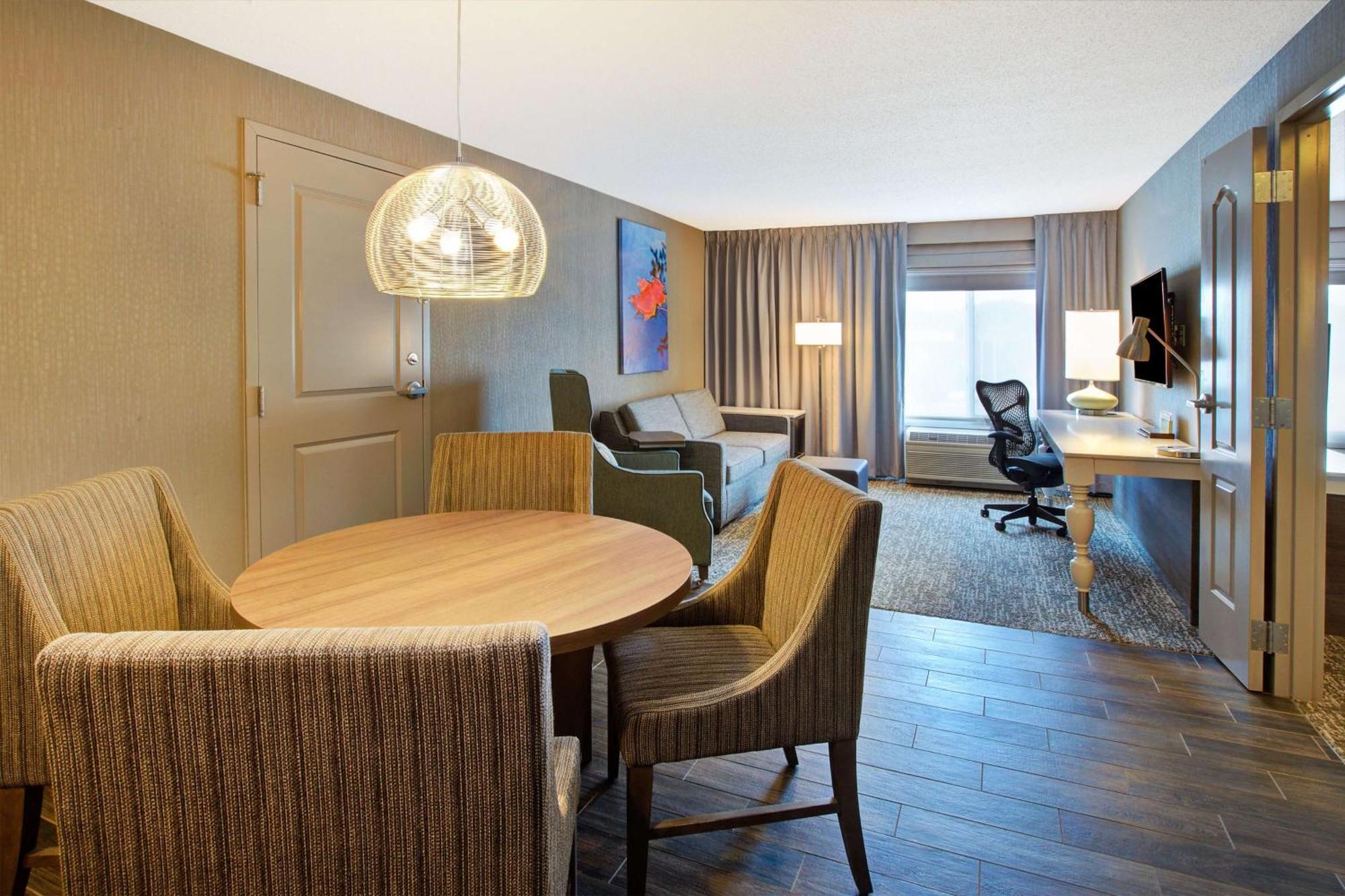 Hilton Garden Inn Честертон Екстер'єр фото
