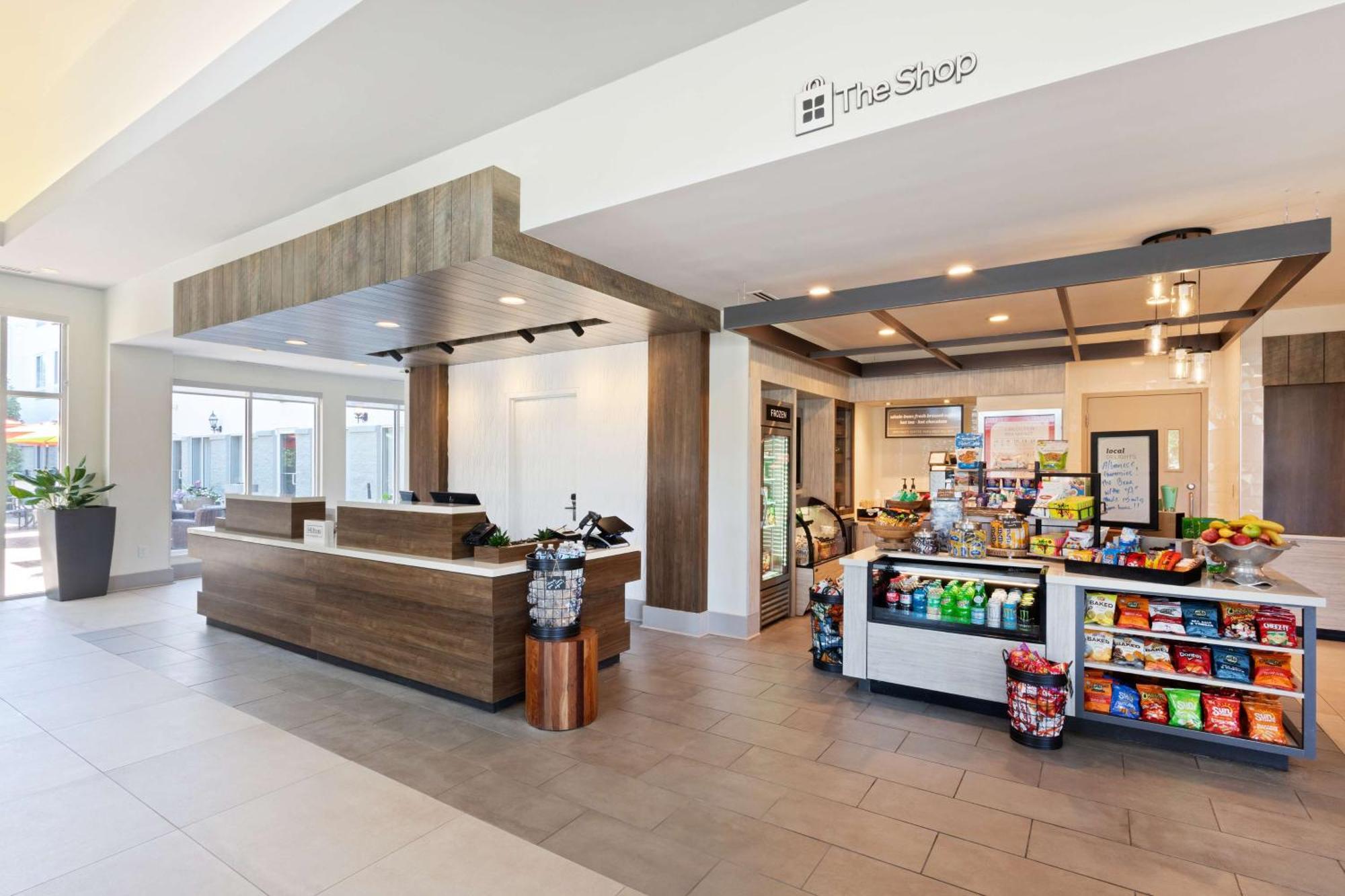 Hilton Garden Inn Честертон Екстер'єр фото