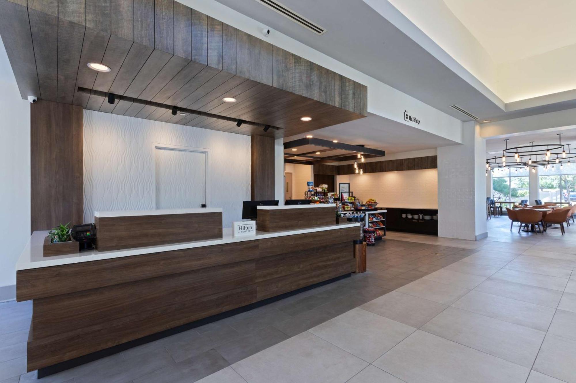 Hilton Garden Inn Честертон Екстер'єр фото